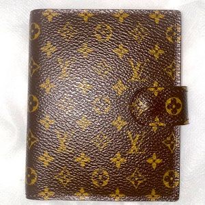 Lv Card holder